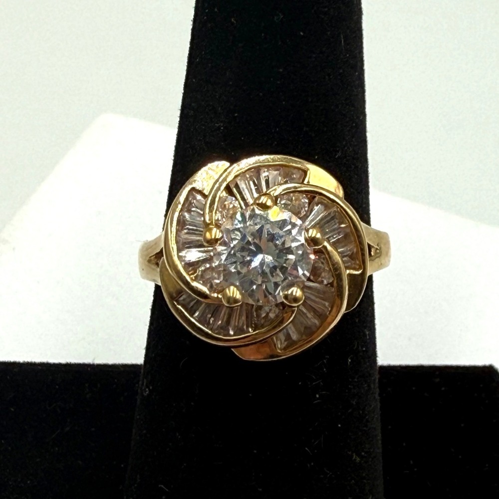 18K HGE Yellow Gold Cubic Zirconia Swirl Cocktail Ring Size 6.5 Clear Baguette